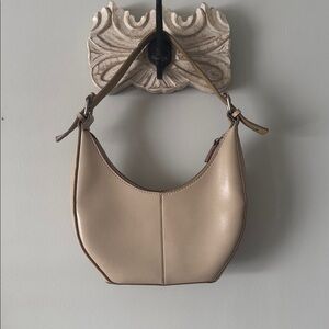 Vintage 90s Y2K Emilie M Chic Beige Faux Leather Shoulder Hobo Bag